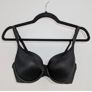 Victoria’s Secret: Body by Victoria 36D